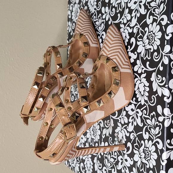 Shoe Republic LA Strappy Studded Heels - Picture 4 of 5